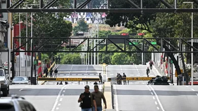 Gunfire Erupts Near Venezuelan Presidential Palace Amid Post-Maduro Unrest