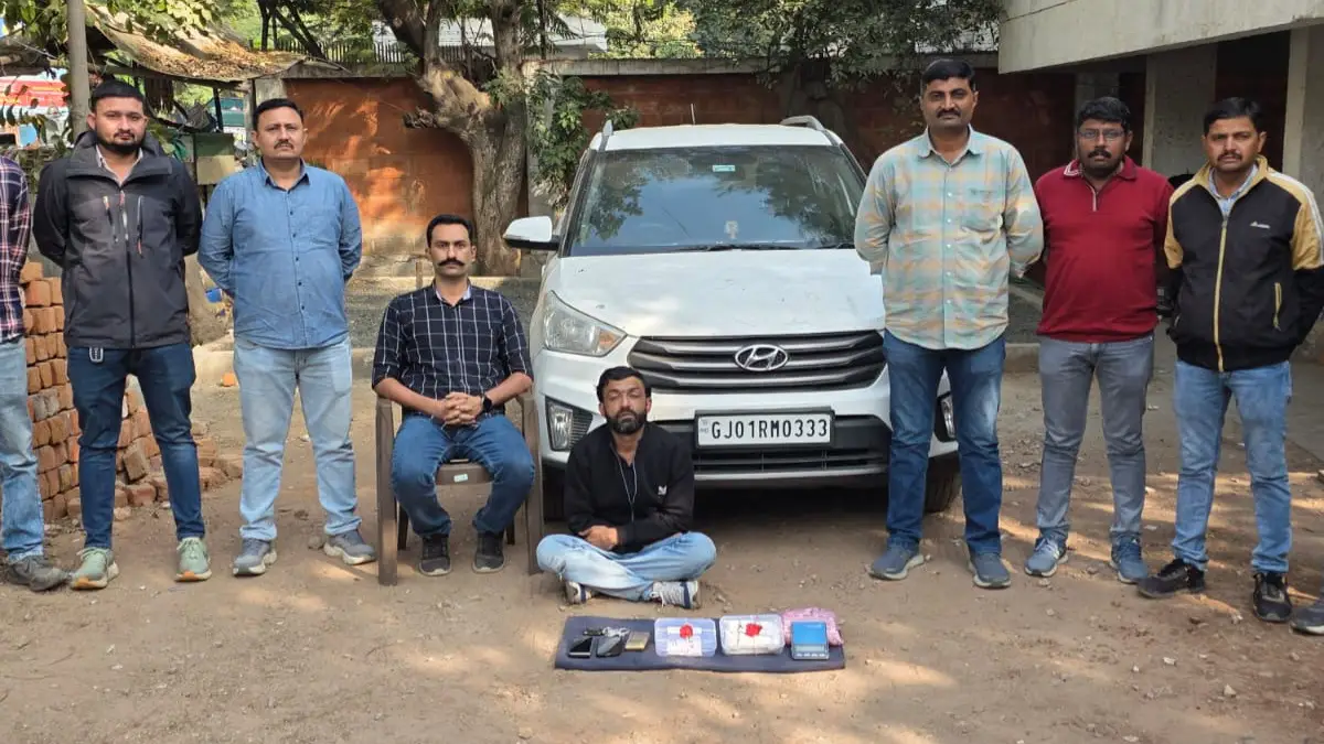 The Local Crime Branch (LCB) of Zone-7, Ahmedabad city, arrested a 37-year-old man from Juhapura area of city and seized 504.31 grams of mephedrone (MD drugs) worth over ₹50.43 lakh.