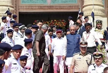 Governor Thaawarchand Gehlot on Thursday refused to read portions of the customary address to the state Assembly and walked out of the House.