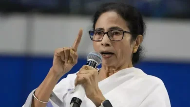 West Bengal Chief Minister Mamata Banerjee on Wednesday demanded a Supreme Courtmonitored investigation into the plane crash in Baramati.