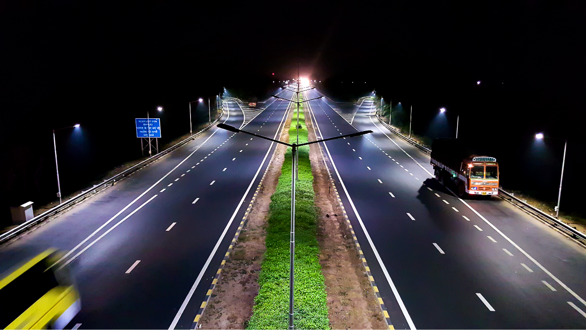 Ahmedabad-Vadodara Expressway Traffic Alert: 3-Month Delays Likely As NHAI Begins Resurfacing Work