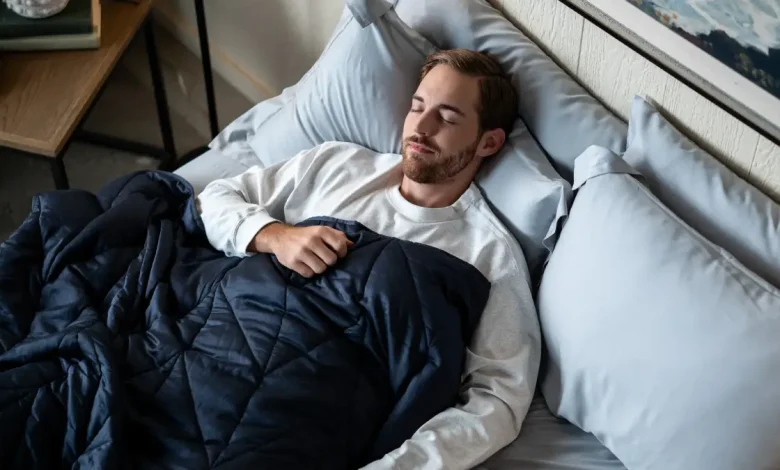 Why Do Blankets Keep You Warm If They Don't Generate Heat? The Science Behind Winter Comfort