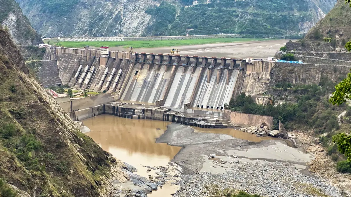Centre Fast-Tracks Rs 5,129 Crore Chenab Hydroelectric Project After Indus Treaty Suspension