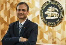 RBI Keeps Repo Rate Steady at 5.25%, Upgrades India's Growth Forecast to 7.4% for FY26