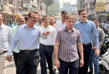 BMC Commissioner Bhushan Gagrani Hits Streets In Dadar West To Clear Illegal Hawkers And Encroachments