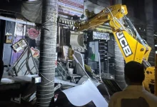 BMC Demolishes Over 60 Illegal Structures And Stalls In Borivali And Kandivali