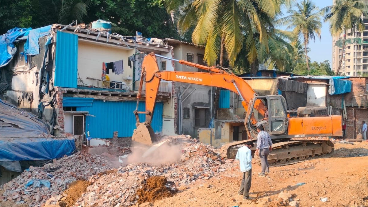 Mumbai: 39 Illegal Structures Along Vikhroli Drain Demolished to Clear Waterlogging Hazard
