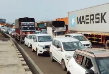Mumbai-Pune Expressway Paralyzed for Over 30 Hours in Massive Gridlock After Hazardous Gas Tanker Crash