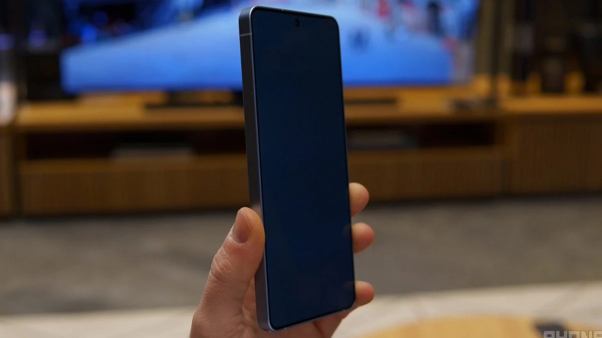 Samsung Galaxy S26 Ultra Launched With Anti-Spy Display and Advanced AI Features: Price, Specs, and Availability