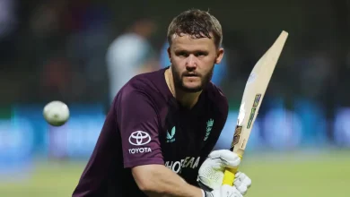 'Not Working': Sunil Gavaskar Urges BCCI to Go Beyond Two-Year Ban for Last-Minute IPL Pullouts