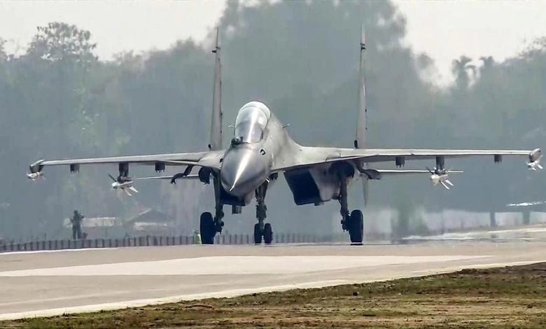 IAF Sukhoi-30 MKI Fighter Jet Crashes in Assam's Karbi Anglong; Search Operations Continue