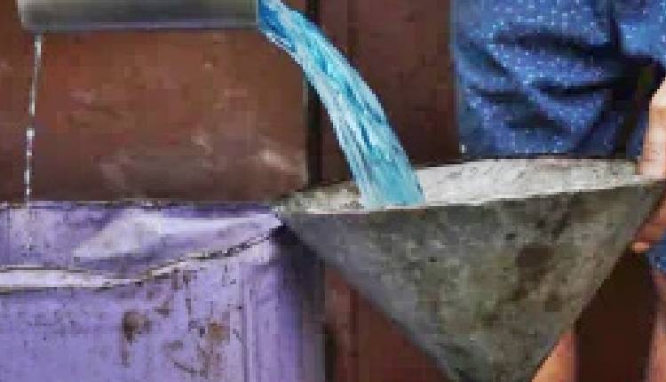 Govt Relaxes Kerosene Norms, Allows Petrol Pumps to Distribute Fuel Amid Supply Concerns
