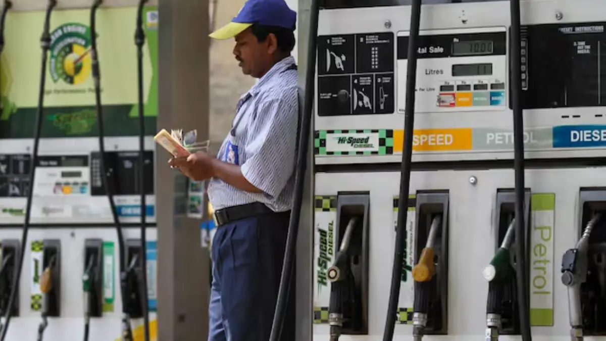 BJP States Cut Official Convoys, Push Carpooling After PM Modi's Fuel-Saving Appeal