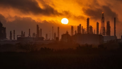 Explosion At Valero Refinery , Huge Fire , Smoke Seen As Texas Plant Blows Up