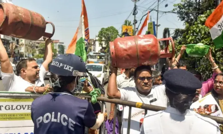 Fuel Crisis Forces Delhi's Pusa Institute to Send 2,200 Students Home, Switch to Online Classes