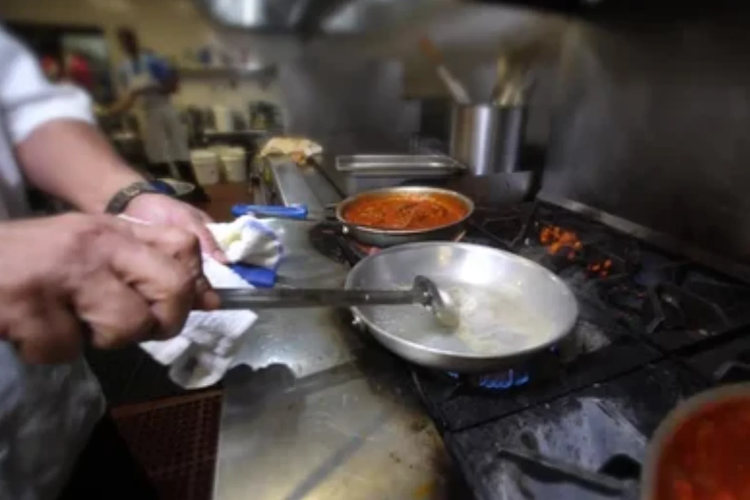 How India's Restaurant Industry Is Battling The LPG Crisis Amid The West Asia Conflict