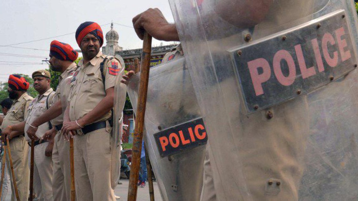 ISI-Linked Terror Module Busted In Punjab; AK-47, Glock Pistols Seized, Two Arrested