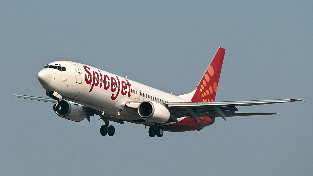 SpiceJet Launches 9 Special Flights From UAE To India As West Asia Conflict Disrupts Air Travel