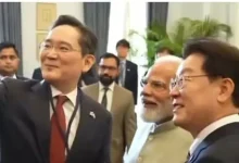 India-Made’ Galaxy Z Flip7 Selfie Goes Viral Of PM Modi With South Korea President