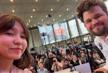 Magnus Carlsen Agrees to Pre-Game Selfie, Then Calls Arbiter to Remove Opponent's Phone