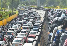 Commuters bear brunt as Noida wage protest hits traffic