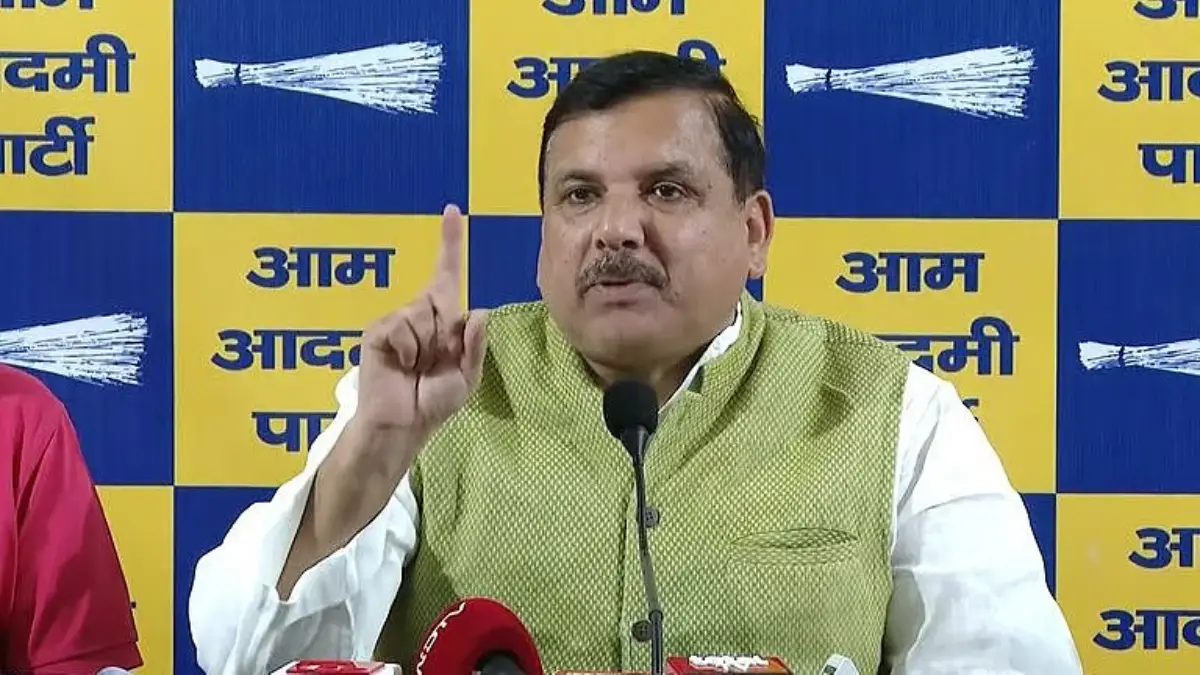 'Punjab Will Never Forget These 7 Traitors': AAP's Sanjay Singh Fires Back at Raghav Chadha and 6 Rebel MPs