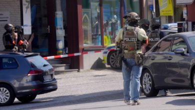 Hostage Crisis in German Town of Sinzig After Armed Bank Robbery, Police Deploy Heavy Units