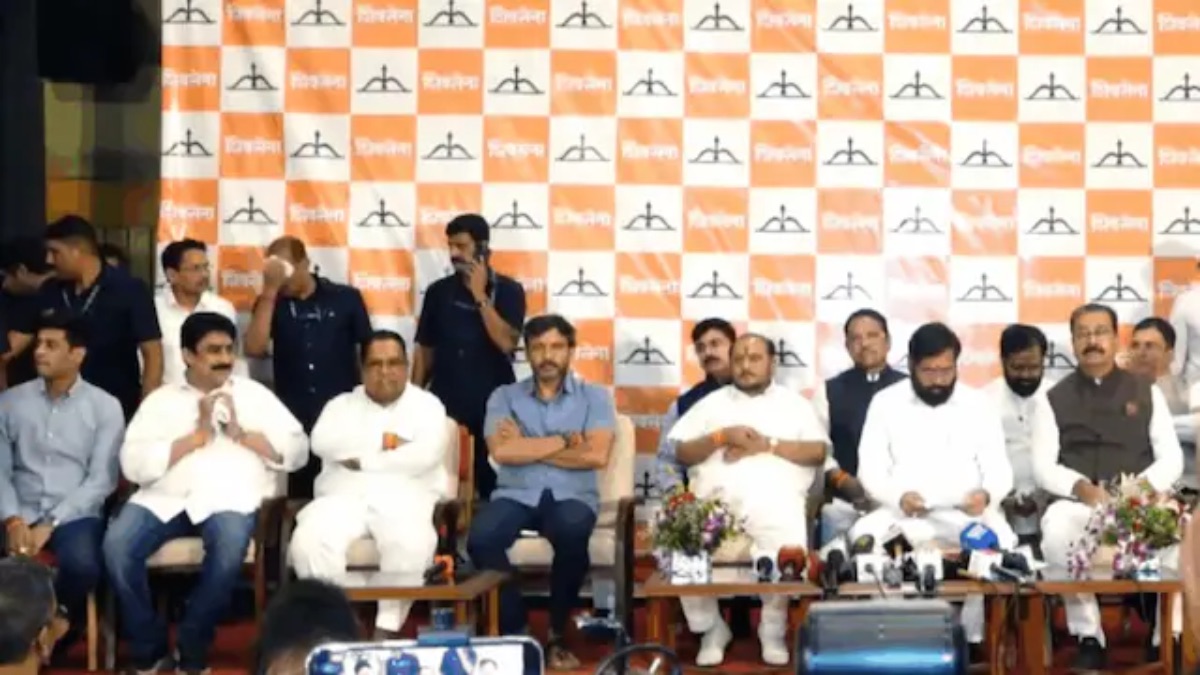 6 Rebel Shiv Sena (UBT) MPs Join Shinde Camp, Aaditya Thackeray Calls Them 'Darrpok Aur Bikau'