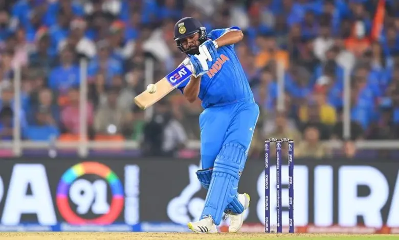 Loved by People, Praised by Leaders: Rohit Sharma Awarded Padma Shri by the President of India