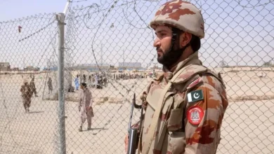 Taliban Forces Strike Pakistani Border Targets Amid Rising Tensions