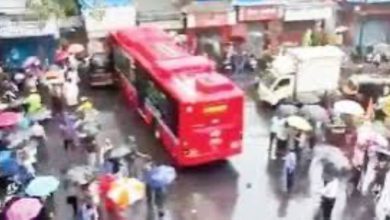 BEST Bus Suffers Brake Failure in Andheri, Crashes Into 14 Vehicles; Over Seven Injured