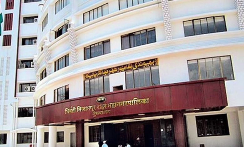 BNCMC Cracks Down on Illegal Advertisements in Bhiwandi, Warns of Fines, Prosecution and Cost Recovery