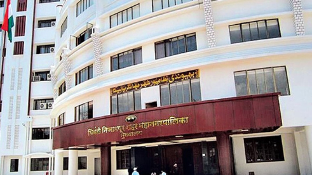 BNCMC Cracks Down on Illegal Advertisements in Bhiwandi, Warns of Fines, Prosecution and Cost Recovery