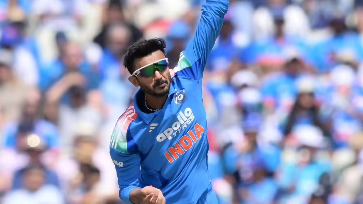 INS vs ENG: England Bowled Out for 258 in First ODI as Axar Patel Claims Four Wickets