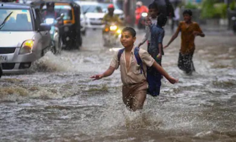 School Holiday: Heavy Rain Continues in Mumbai, Thane; Red Alert Remains for July 4-6