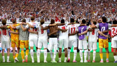 Why Do England Fans Sing 'Wonderwall'? How Oasis' Classic Became the Three Lions' World Cup Anthem