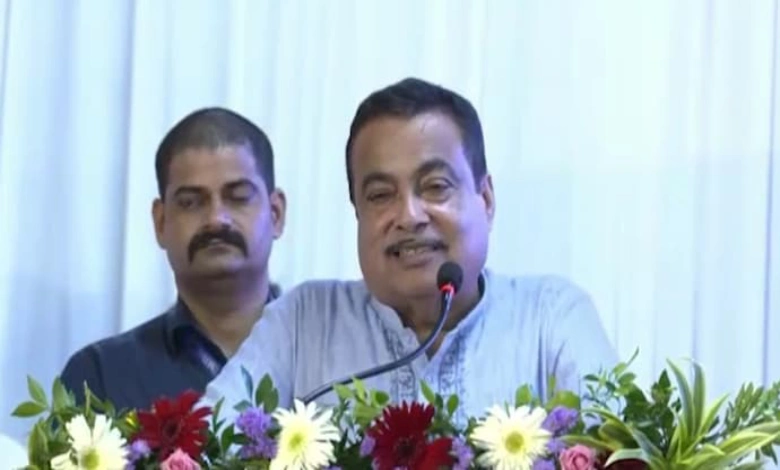 "New Genaration Should Take Over": Nitin Gadkari