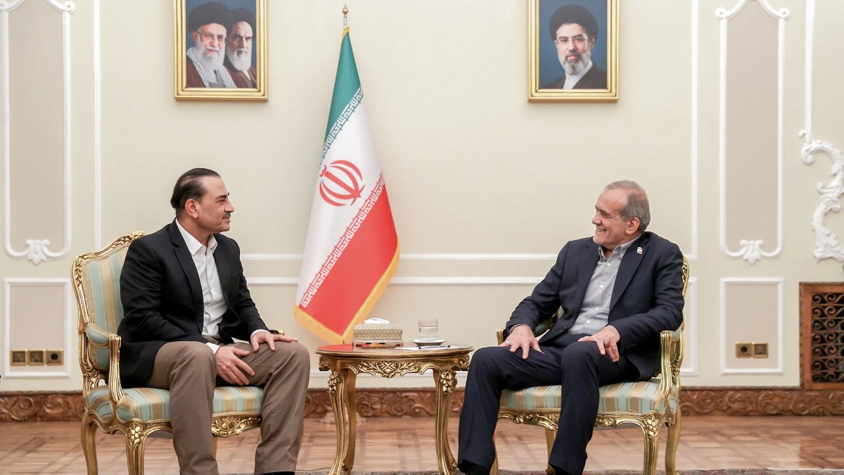 Did Asim Munir Present a New US Peace Plan to Iran on Ending Naval Blockade, Strait of Hormuz Disruptions? Reports