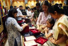 Burglars In Gujarat Get Trapped Inside Jewellery Shop, Call Police For Help