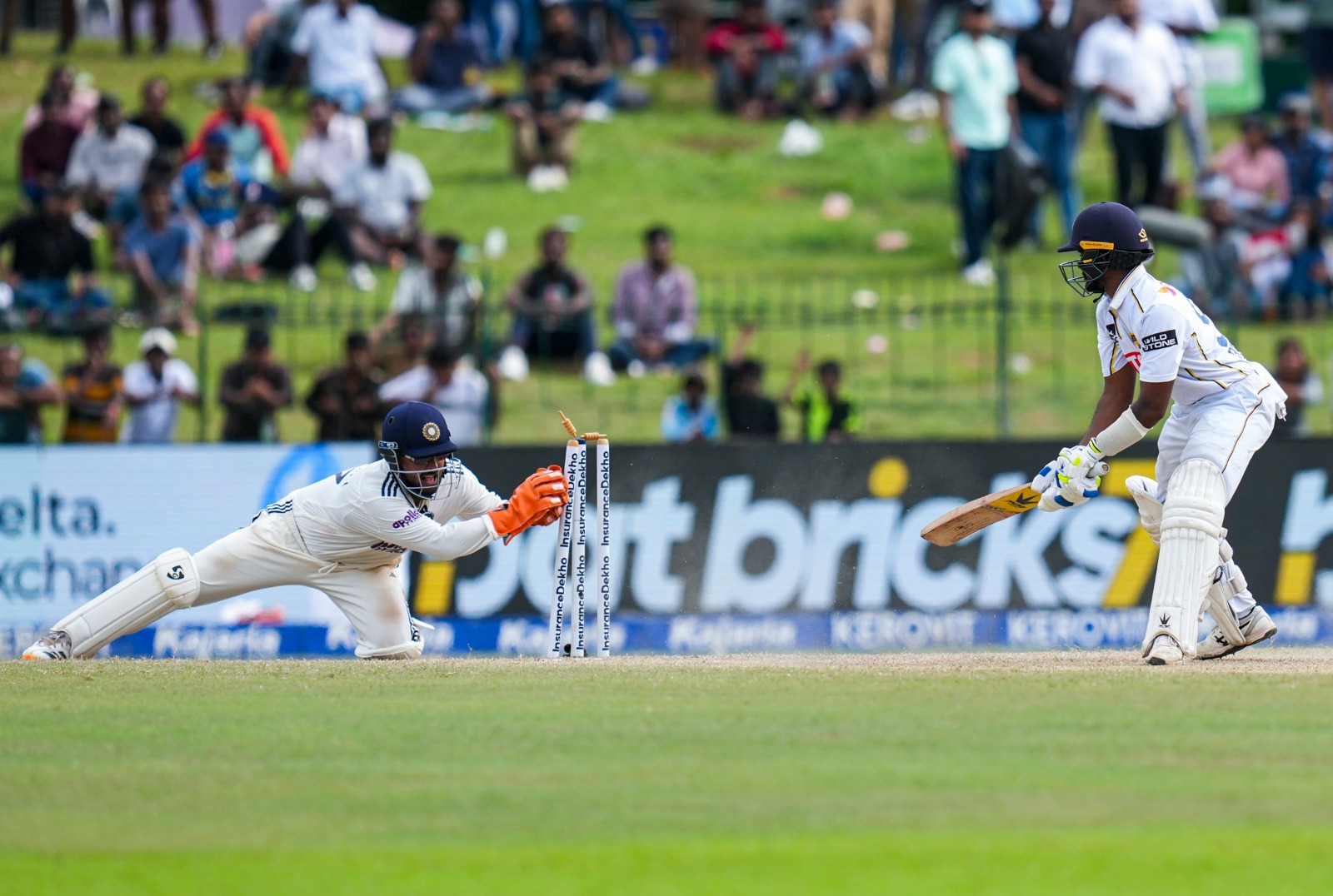 Manav Suthar took two wickets in five balls — and see how the game turned around!