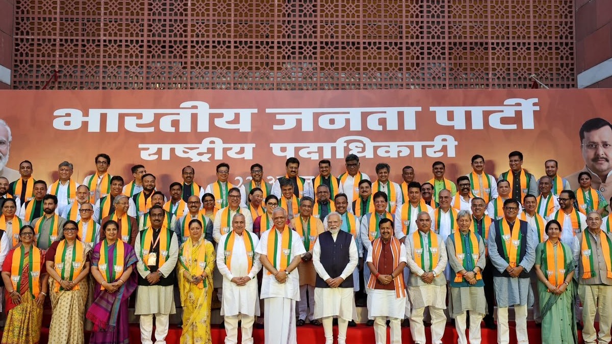 PM Modi Meets BJP's New National Team Under Nitin Nabin at Party Headquarters