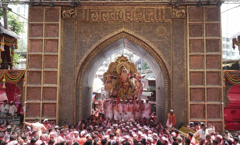 Over 24,000 Police Personnel to Secure Mumbai’s Ganpati Visarjan Processions