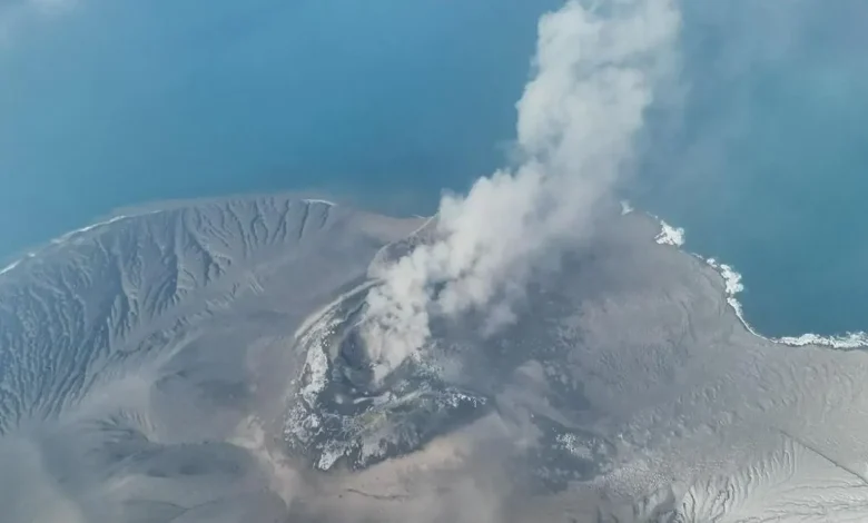 Krakatoa Volcano Erupts In Indonesia, Flights Suspended