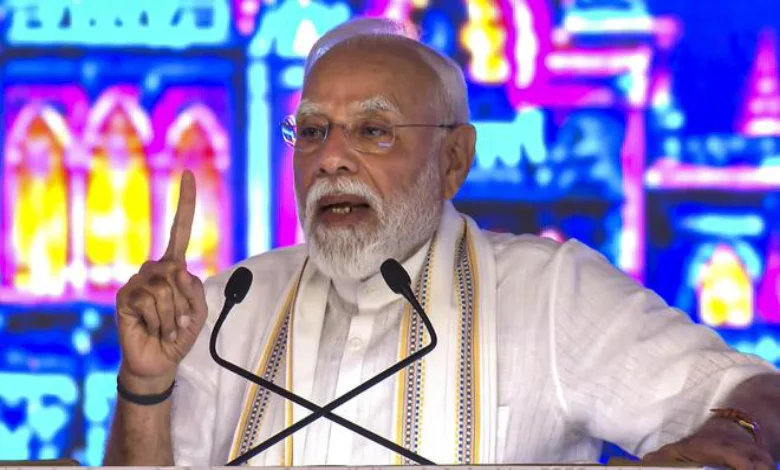 PM Modi Inaugrates A Crucial 150-Kilometer Section Of The Vadodara-Mumbai expressway.