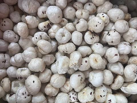 How Daily Makhana Consumption May Support Thyroid Health