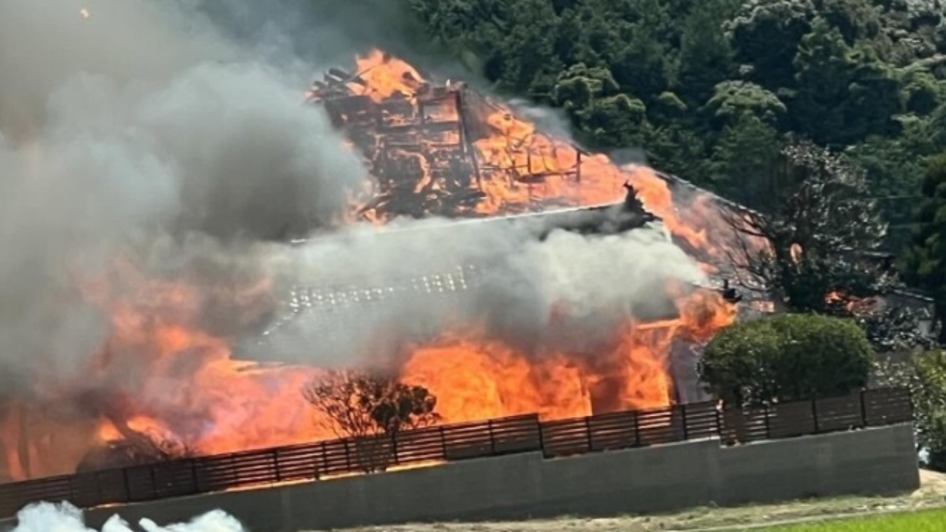 Fire Destroys 570-Year-Old Japanese Temple, Sparks Baseless Migrant Conspiracy Theories Online