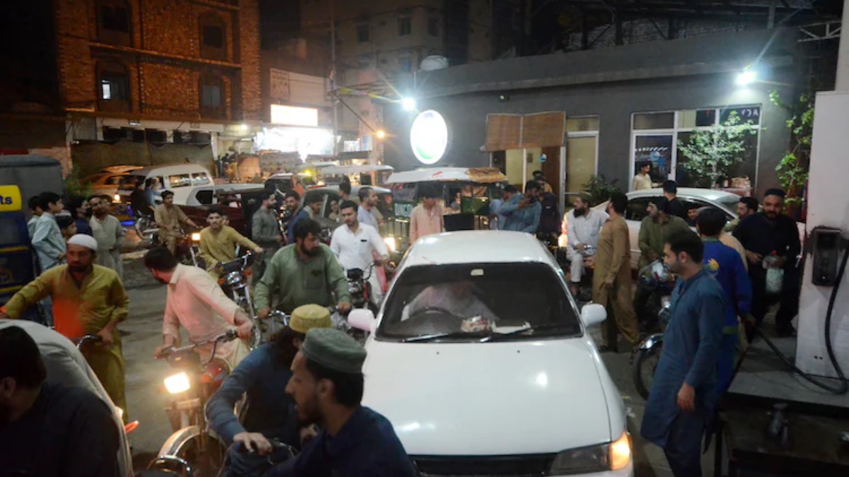 Pakistan Rolls Out Lockdown-Like Austerity Curbs Amid Fuel Crisis: New Car Ban, One-Dish Rule At Weddings