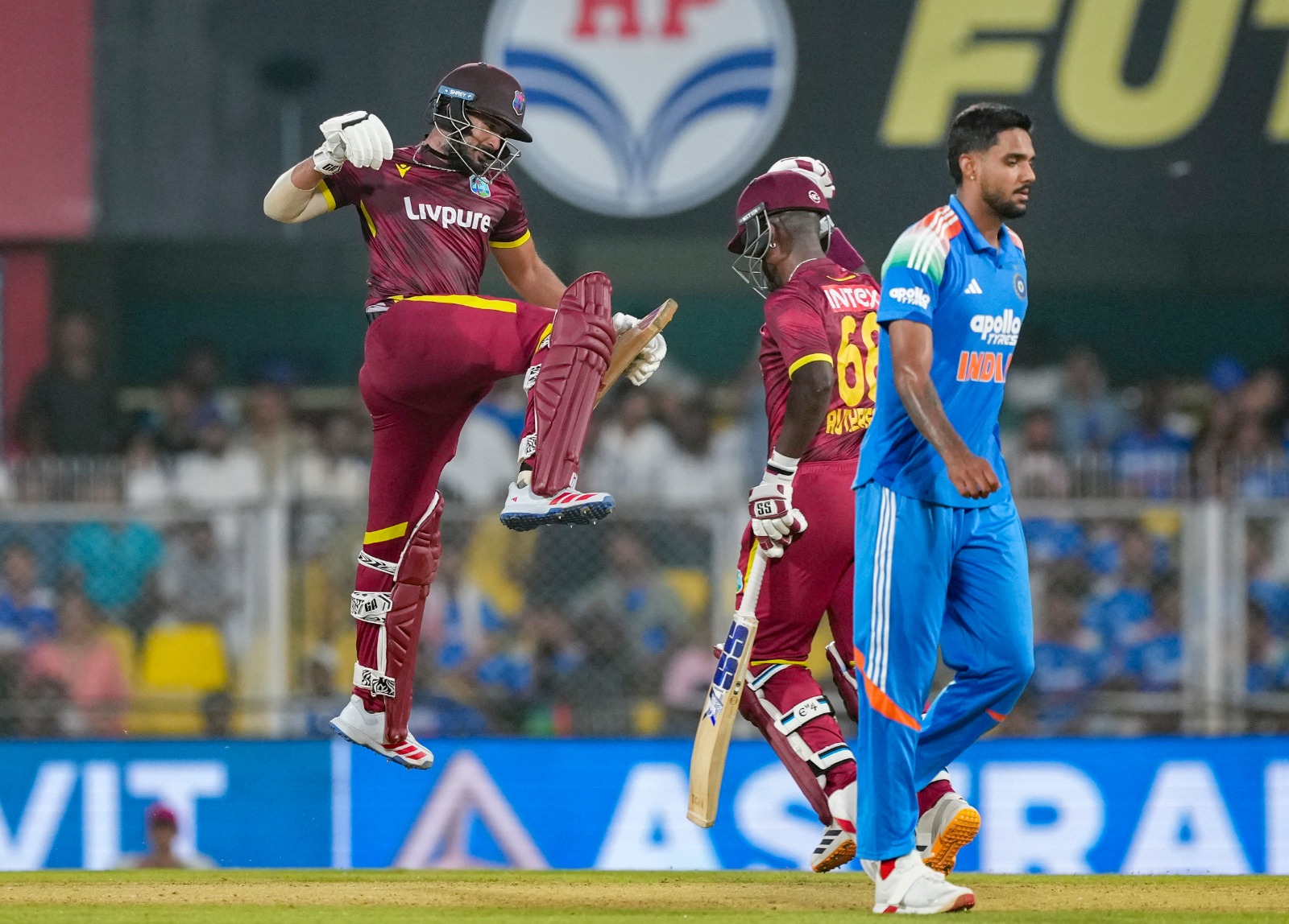 West Indies Score 400 for the First Time in ODIs, Set India a Mammoth 406-Run Target