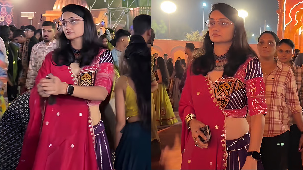 Ahmedabad Police's SHE Team Officers Join Garba Crowds in Chaniya Choli to Keep Women Safe
