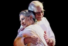 Jaya Bachchan's Rare Hearty Laugh with Gulzar Goes Viral